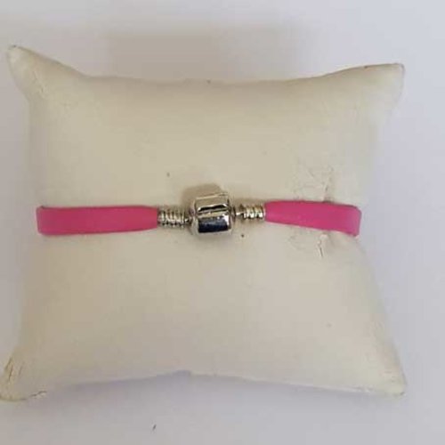 Bracelet clip européen cuir chèvre doublé du 18 au 19 cm n°01 fermoir à clip