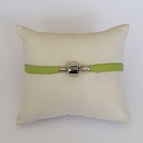 Bracelet clip européen cuir chèvre doublé 19 cm n°04 vert fermoir à clip
