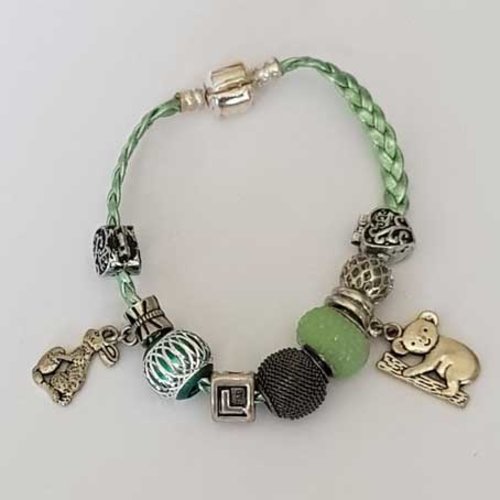 Bracelet n°01 clip européen 18 cm cuir plat tressé