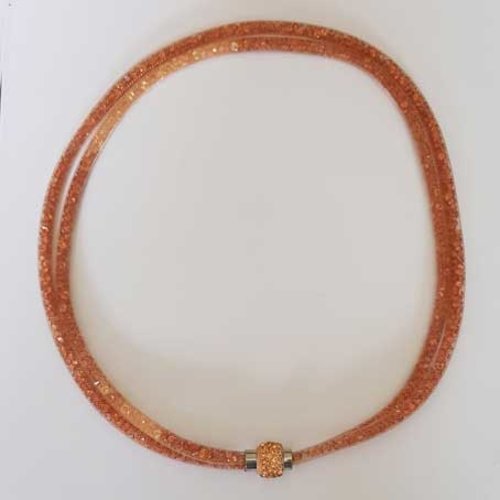 Collier n°15 cordon résille de 50 cm incorporé de strass