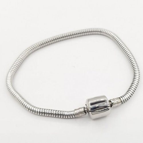 Bracelet acier inoxydable n°04 argent fermoir clip 17 cm maille serpent européen