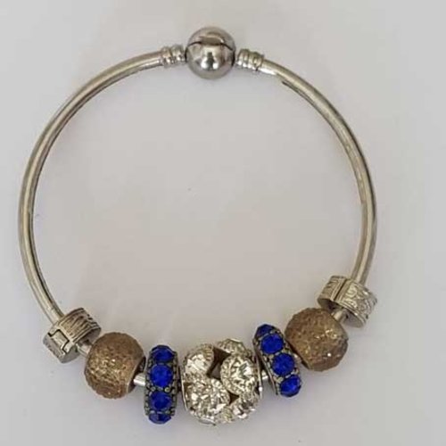 Bracelet n°02 rigide souple 21 cm
