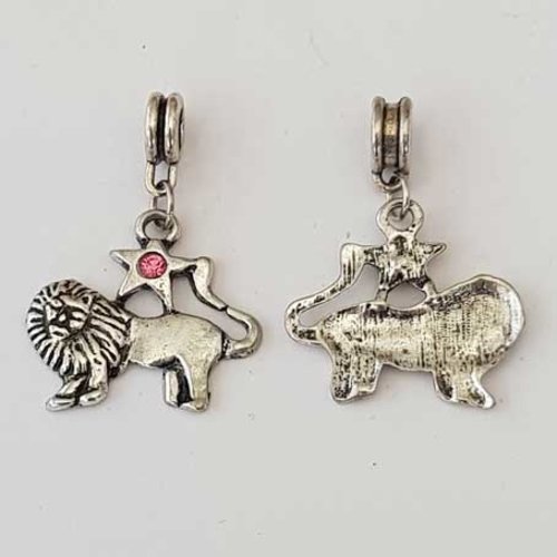 Breloque signe zodiaque lion métal argenté n°05 avec strass