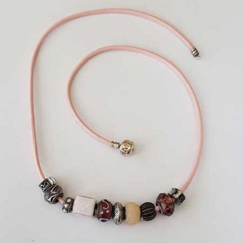 Collier n°05 fermoir clip européen 57 cm fermoir clip noté love cuir lisse