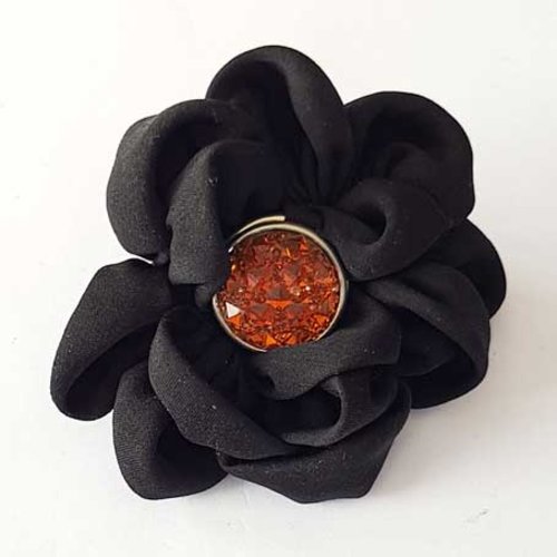 Broche pin's pression argent 19 mm et pression fleur de 60 mm et bouton pression strass n°08