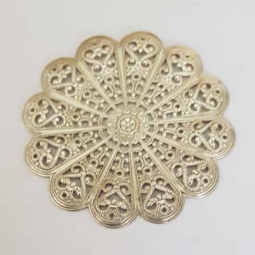 Lot n°042 1 breloque ronde 53 mm argent estampe filigrane