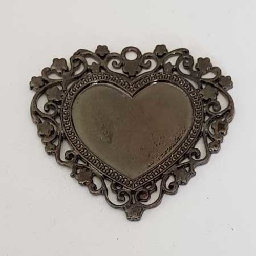 Lot n°069 1 pendentif coeur 52 mm noir gun métal