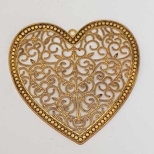 Lot n°070 1 pendentif coeur 55 mm doré filigrane estampe
