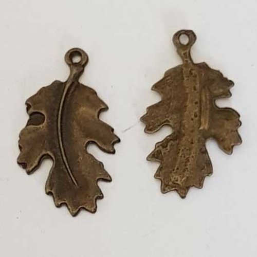 Lot n°073 1 pendentif feuille 30 mm bronze filigrane estampe