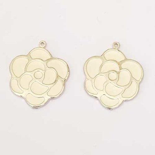 Lot n°127 1 breloque fleur 35 mm argent blanc pendentif fleur
