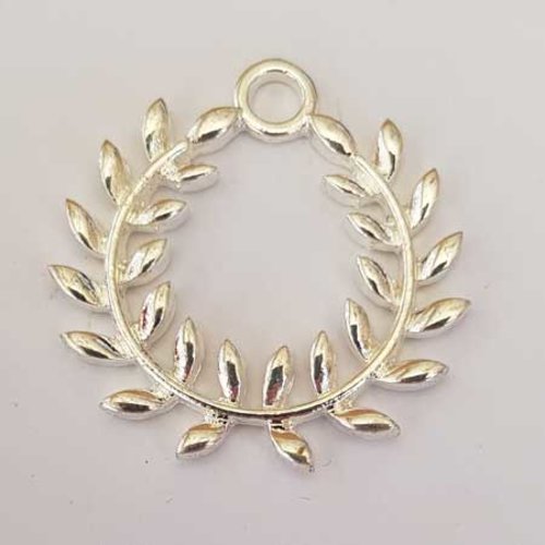 Lot n°131 breloque pendentif couronne 28 mm argent