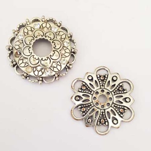 Lot n°133 2 breloques rondes 30 mm argent