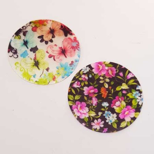 Lot n°145 2 breloques rondes 50 mm multicolore translucide