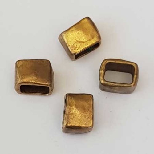 Lot n°163 1 breloque passant rectangle 10 mm doré vieil or pour cuir ou cordon