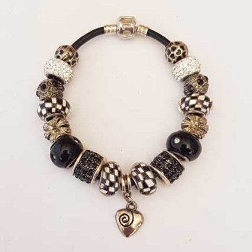 Bracelet n°15 clip européen 19 cm cuir lisse noir fermoir clip noté love