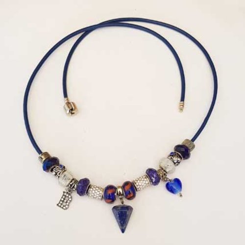 Collier n°06 fermoir clip européen 68 cm fermoir clip cuir lisse bleu