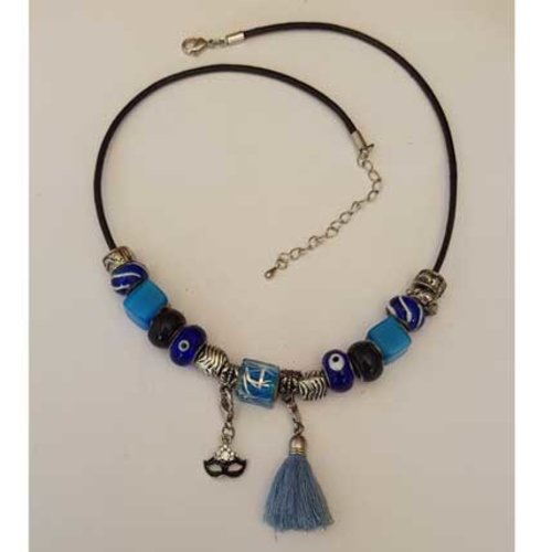 Collier n°01 fermoir mousqueton européen 47 cm cuir lisse noir