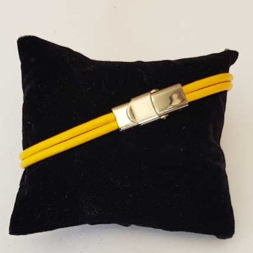 Bracelet cuir lisse jaune 2 rangées de 03 mm ajustable au poignet