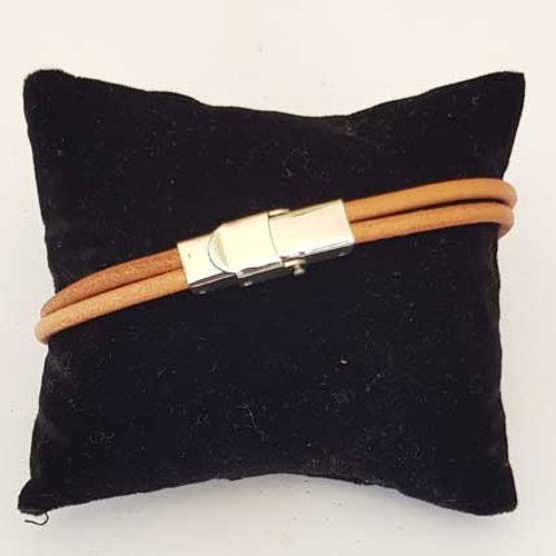 Bracelet cuir lisse naturel 2 rangées de 03 mm ajustable au poignet