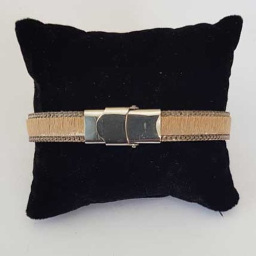 Bracelet cuir 10 mm peau beige chaîne argent ajustable au poignet