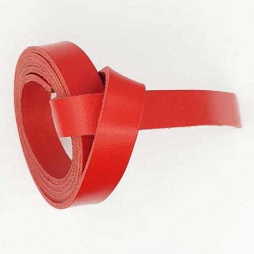 Cuir brut rouge de 14 mm par 20 cm cuir plat