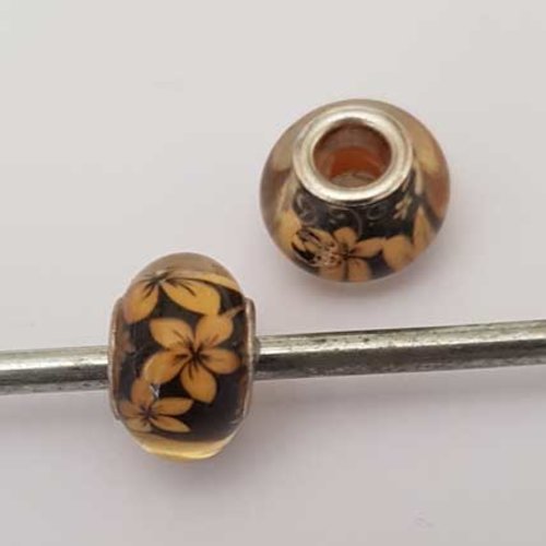 Perle n°1206 compatible style pandora grand trou en plastique ronde