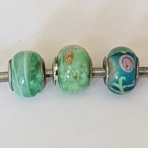 Perle n°1266-04 vert lot 3 pièces compatible style pandora grand trou en verre ronde