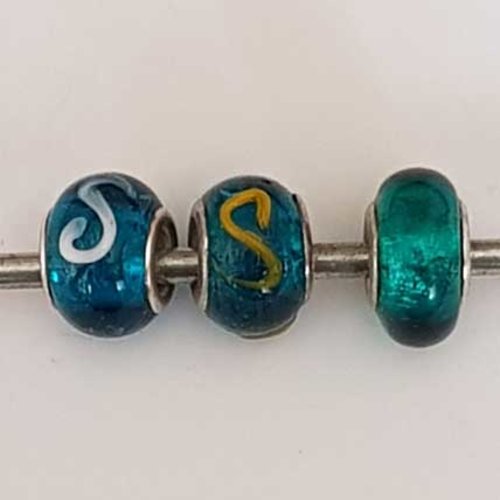 Perle n°1266-05 vert lot 3 pièces compatible style pandora grand trou en verre ronde