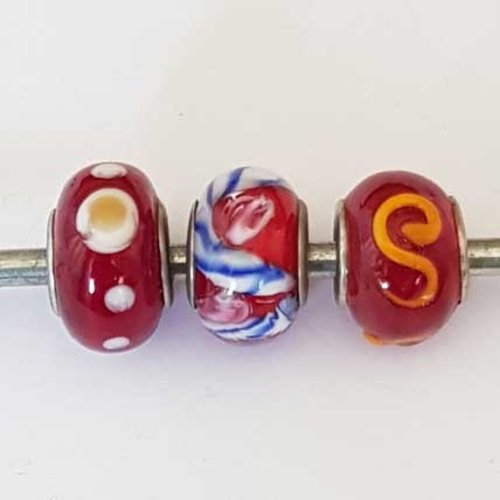 Perle n°1271-03 rouge lot 3 pièces compatible style pandora grand trou en verre ronde