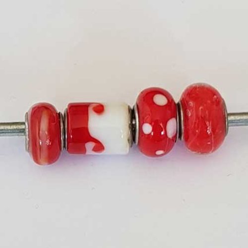 Perle n°1271-07 rouge lot 4 pièces compatible style pandora grand trou en verre ronde