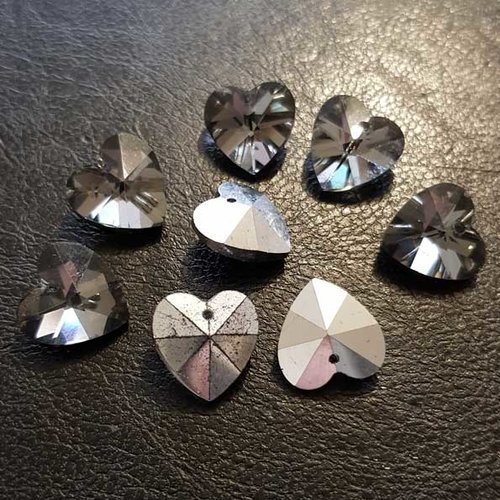 4 breloques pendentifs en verres facettés coeur n°01-02