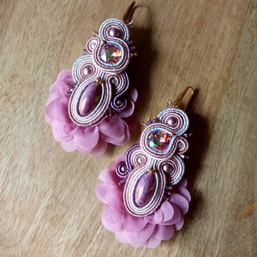 Boucles d'oreilles soutache et cristal swarovski "ballerine", crochets acier inoxydable