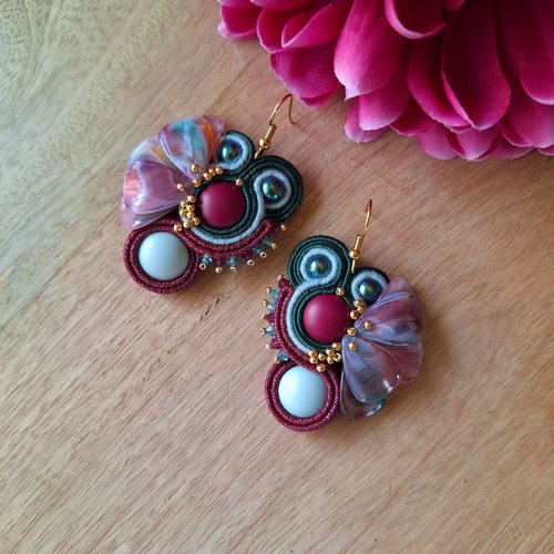 "tara" boucles soutache, résine et inox