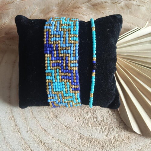 Duo de bracelet, une manchette nuance de bleu et son bracelet fin assorti.
