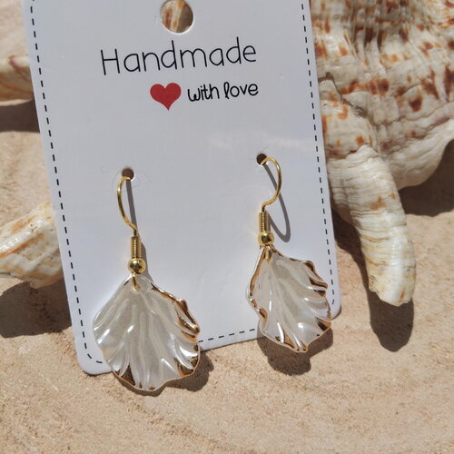 Boucles d'oreilles coquillage nacré et doré