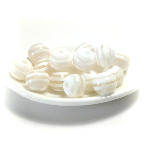 20 perles rondes en résine 10mm rayées blanc