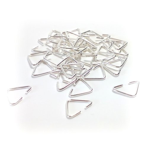 50 anneaux cavalier triangle en métal argenté 6.5mm