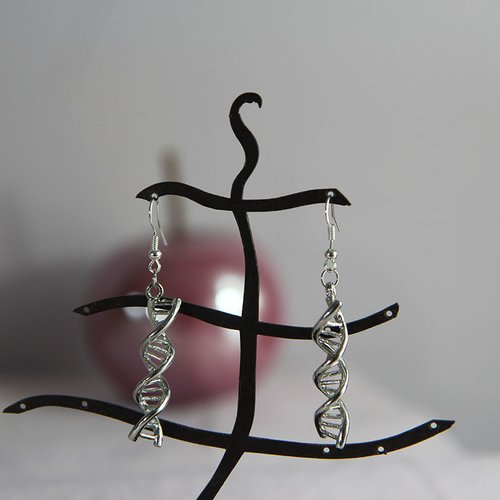 Boucle d'oreille argenté pendentif hélice