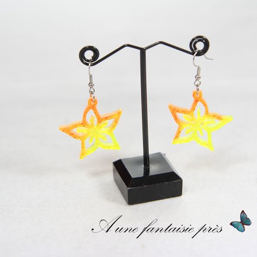 Boucle d'oreille argenté fleur orange et jaune
