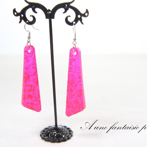 Boucle d'oreille argenté rose