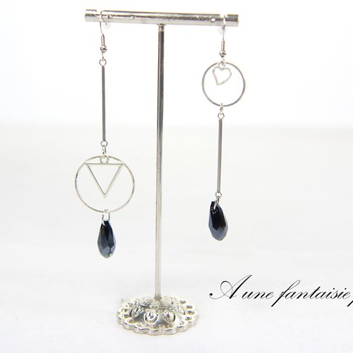 Boucle d'oreille argenté asymétrique rond triangle goutte bleu brillante