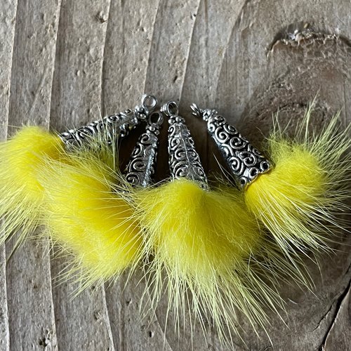 Pendentif boule de fausse fourrure,lot de 4