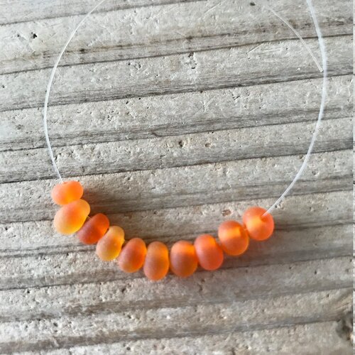 Perle verre indien,goutte,mandarine mat,6x5mm trou  1,3mm,lot de 20 perles