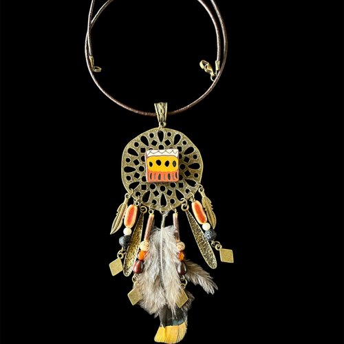 Collier en cuir rond marron avec son pendentif attrape rêve,amérindien,plume