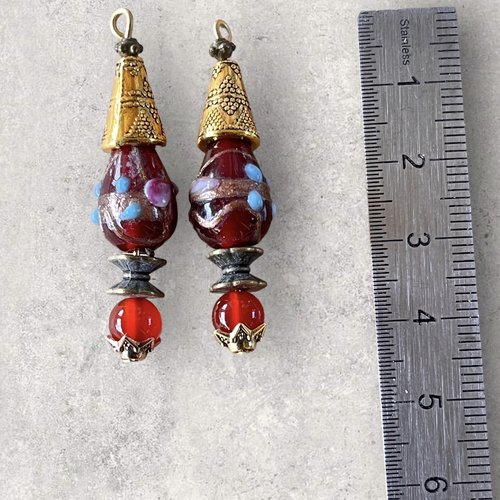 Perle de verre soufflé indien,montée sur tige avec calotte métal or,4 cm,vendu par 2
