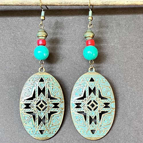 Boucle d’oreille ethnique et amérindiennes