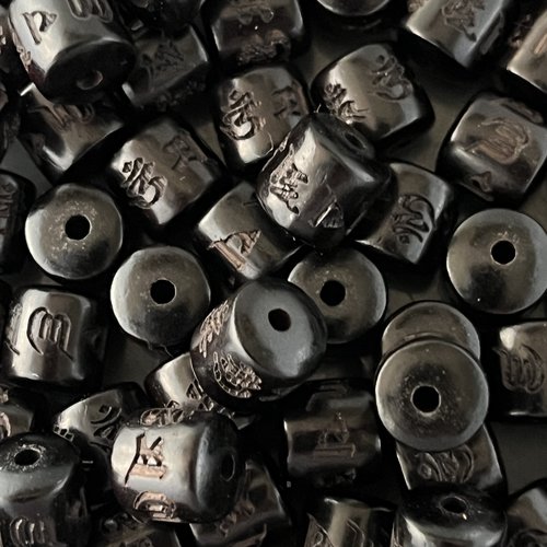 Perles mantra,tonneau,marron foncé ,méditation,8 mmx10 mm lot de 6