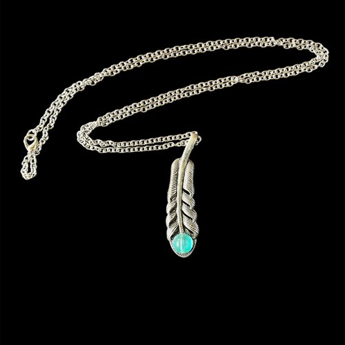 Collier en acier inoxydable plume