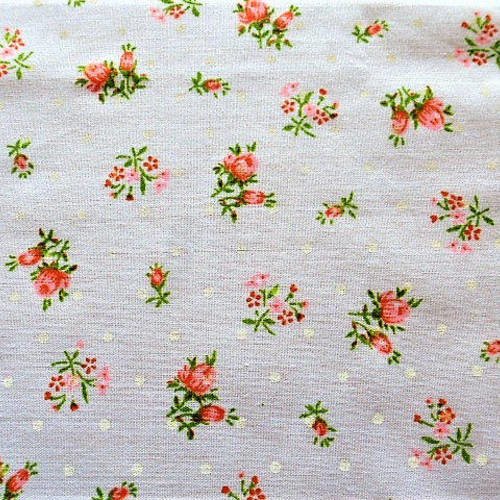 Tissu coton fin coupon 110 20 cm motifs fleurs roses sur fond blanc style liberty 110 x 20 cm