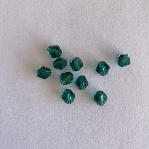 10 perles toupies bi cône en cristal 6 mm vert émeraude